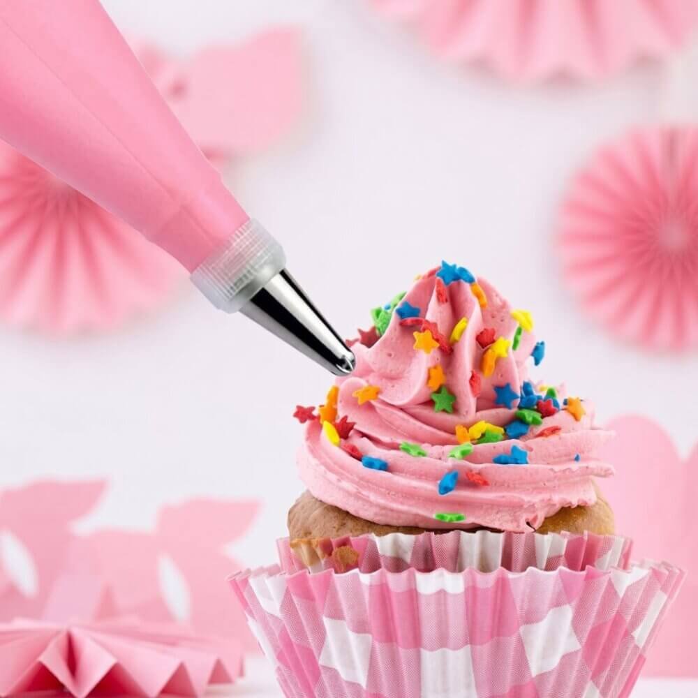 Kit Confeiteiro 24 Peças – Saco de Confeitar Silicone Reutilizável + Bicos de Decoração para Bolos, Cupcakes, Biscoitos e Chantilly